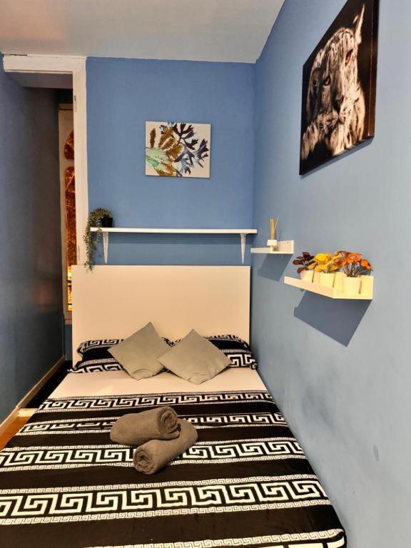 Rooms In Spacious Apartment In City Center Barselona Dış mekan fotoğraf